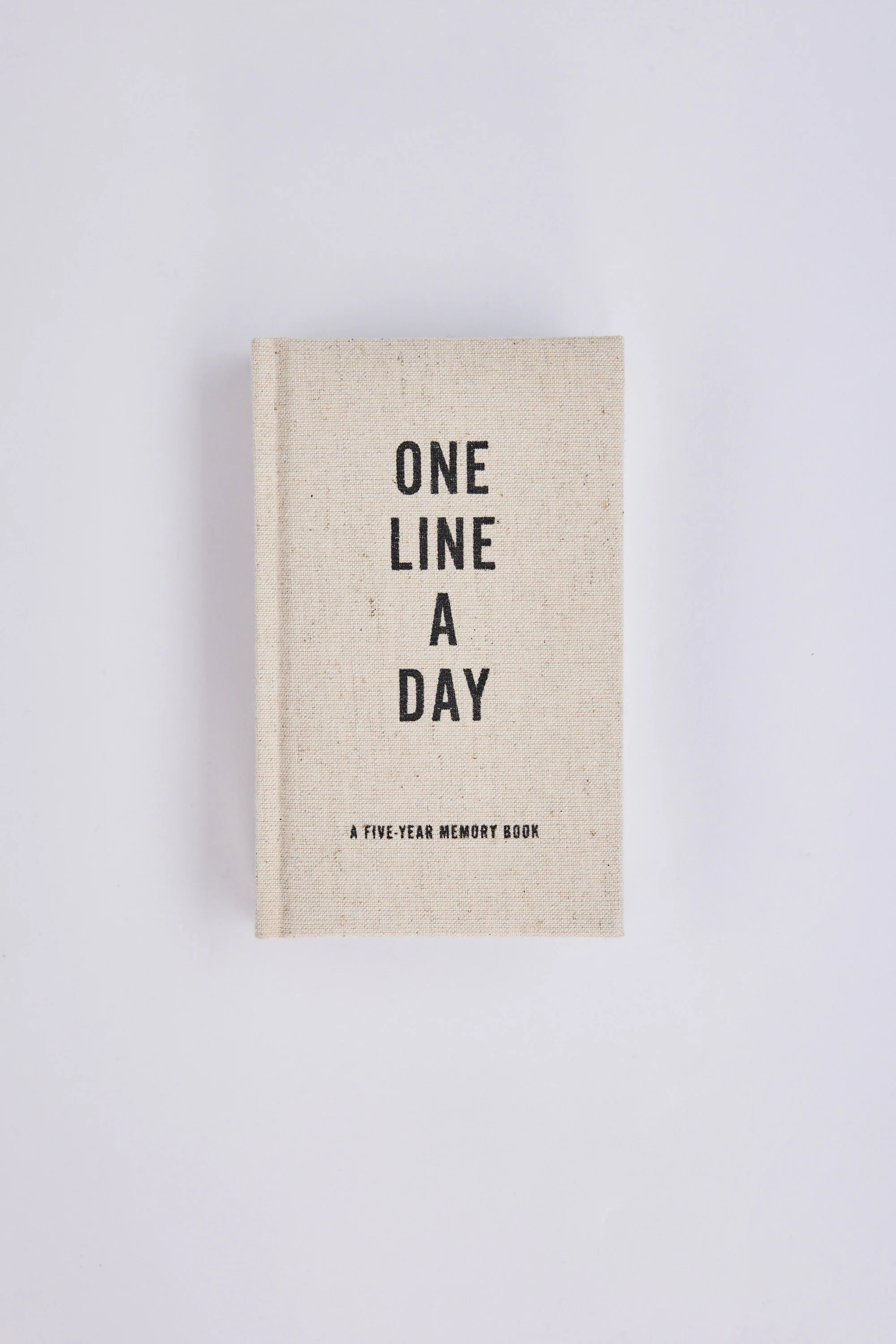 Canvas One Line A Day: A Five-Year Memory Book