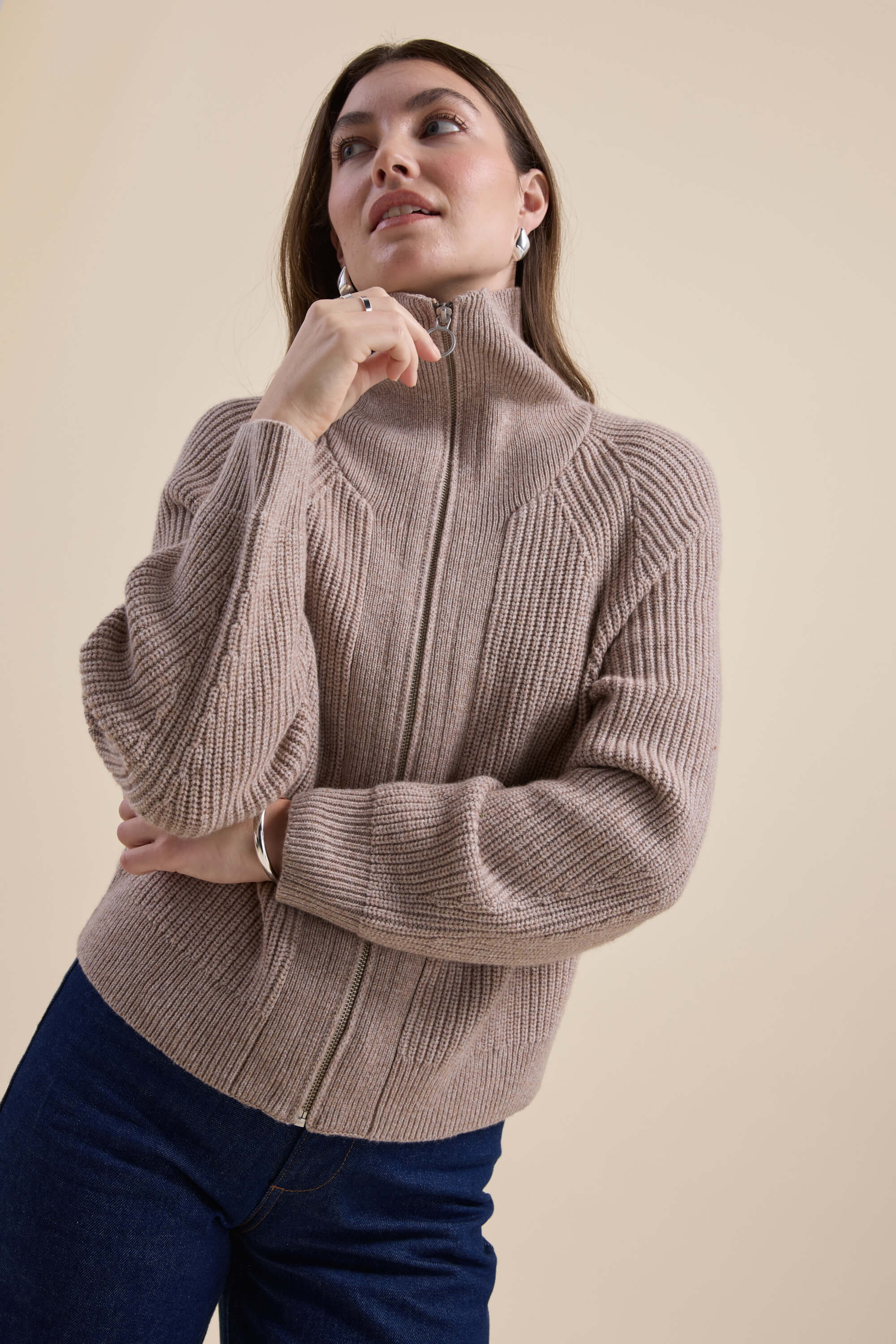 Elementary Collar Detail Cardigan - Image 4
