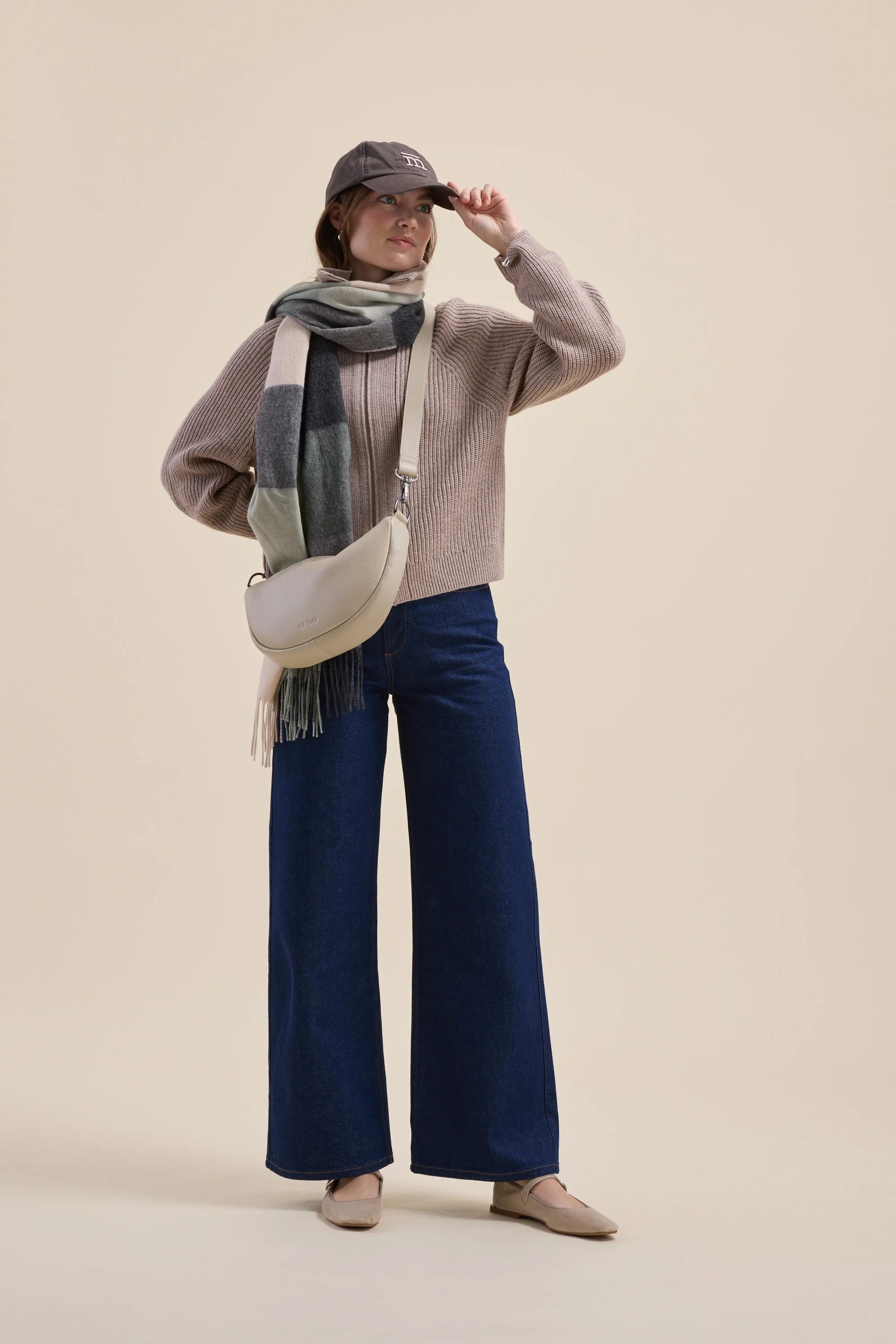 Elementary Collar Detail Cardigan - Image 5