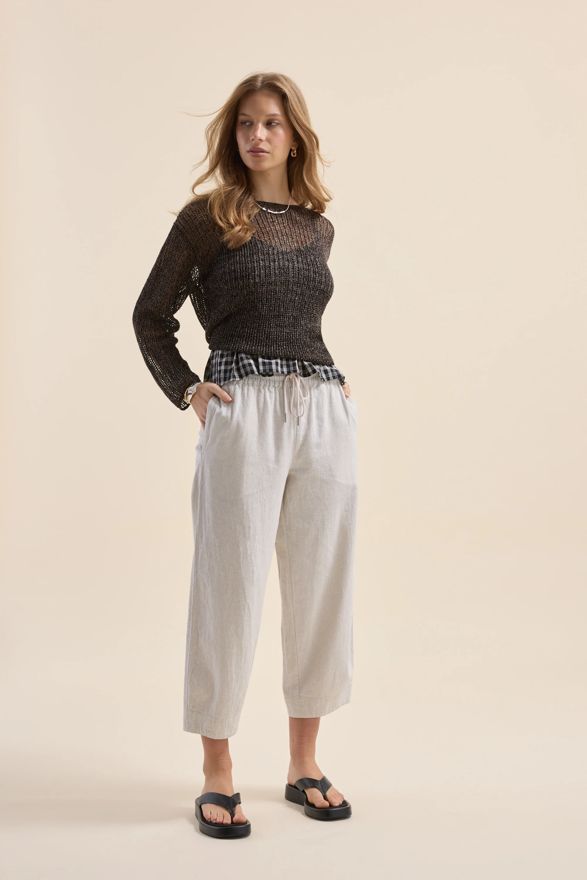 Elementary Linen Barrel Leg Jogger - Image 3
