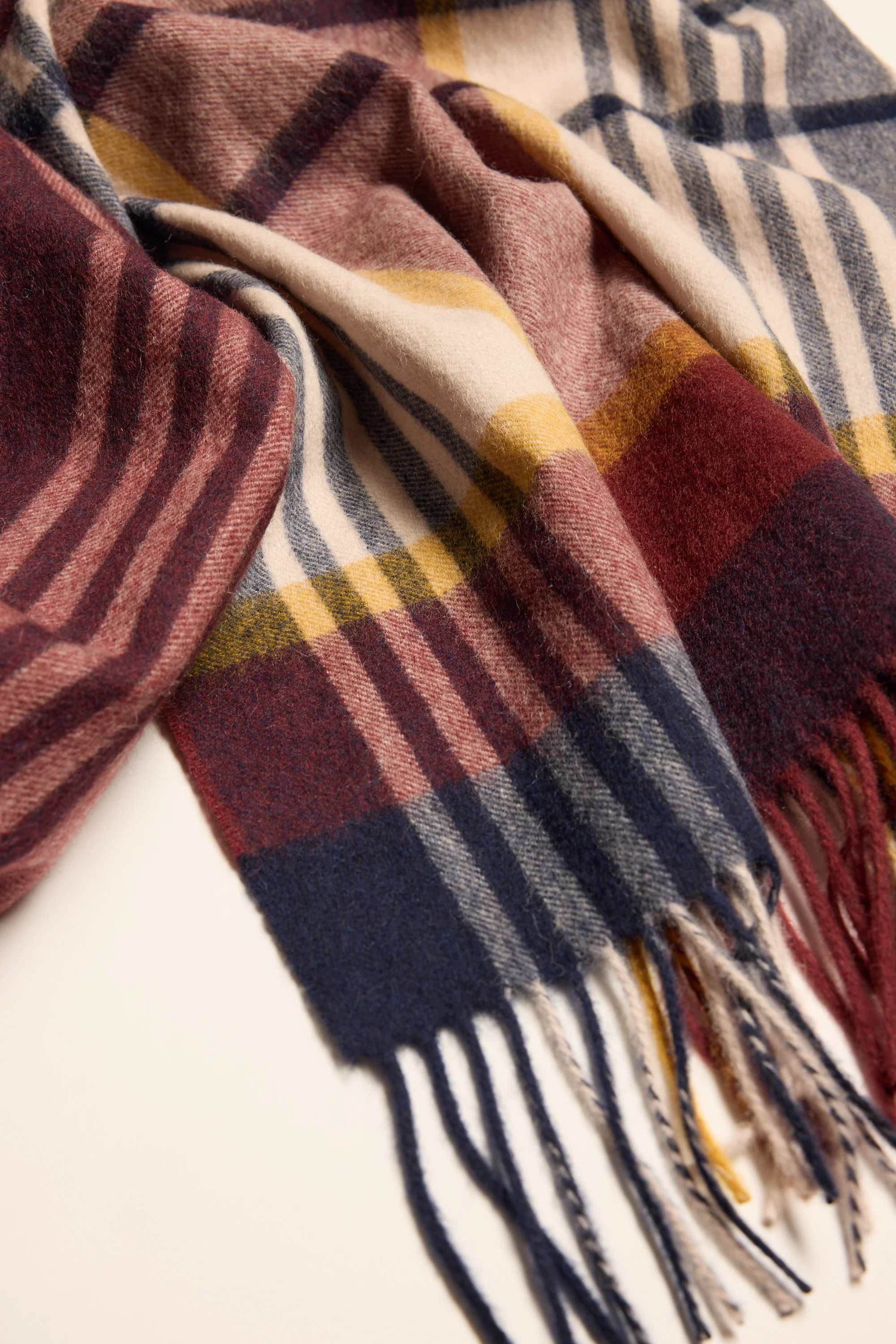 Maddie Brushed Check Scarf - Image 4