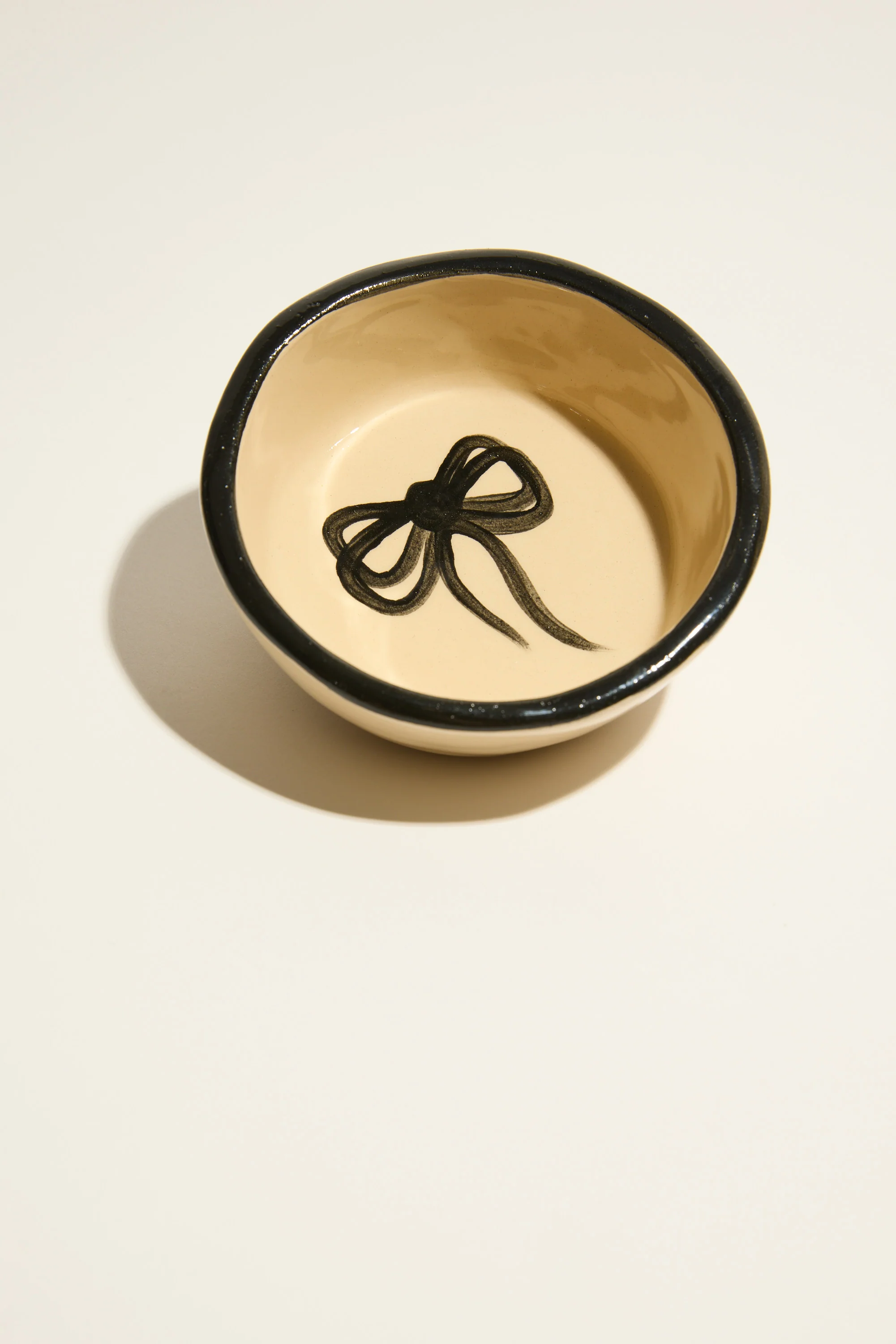 Magnolia Lane Bow Dish - Image 3