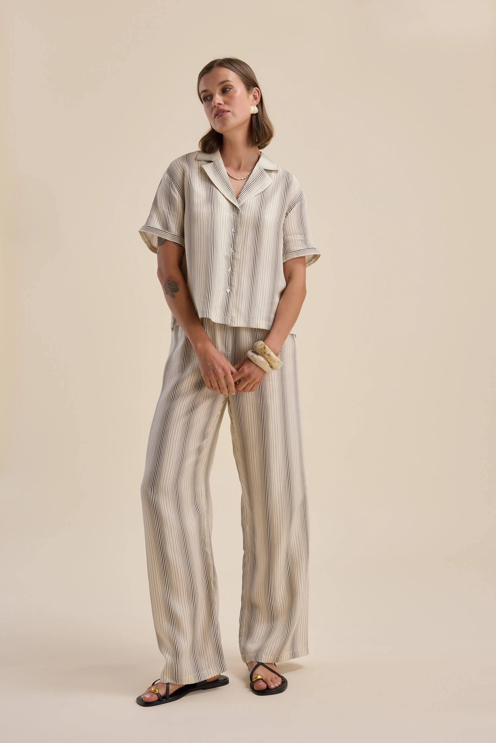Stella Short Sleeve Shirt - Image 3