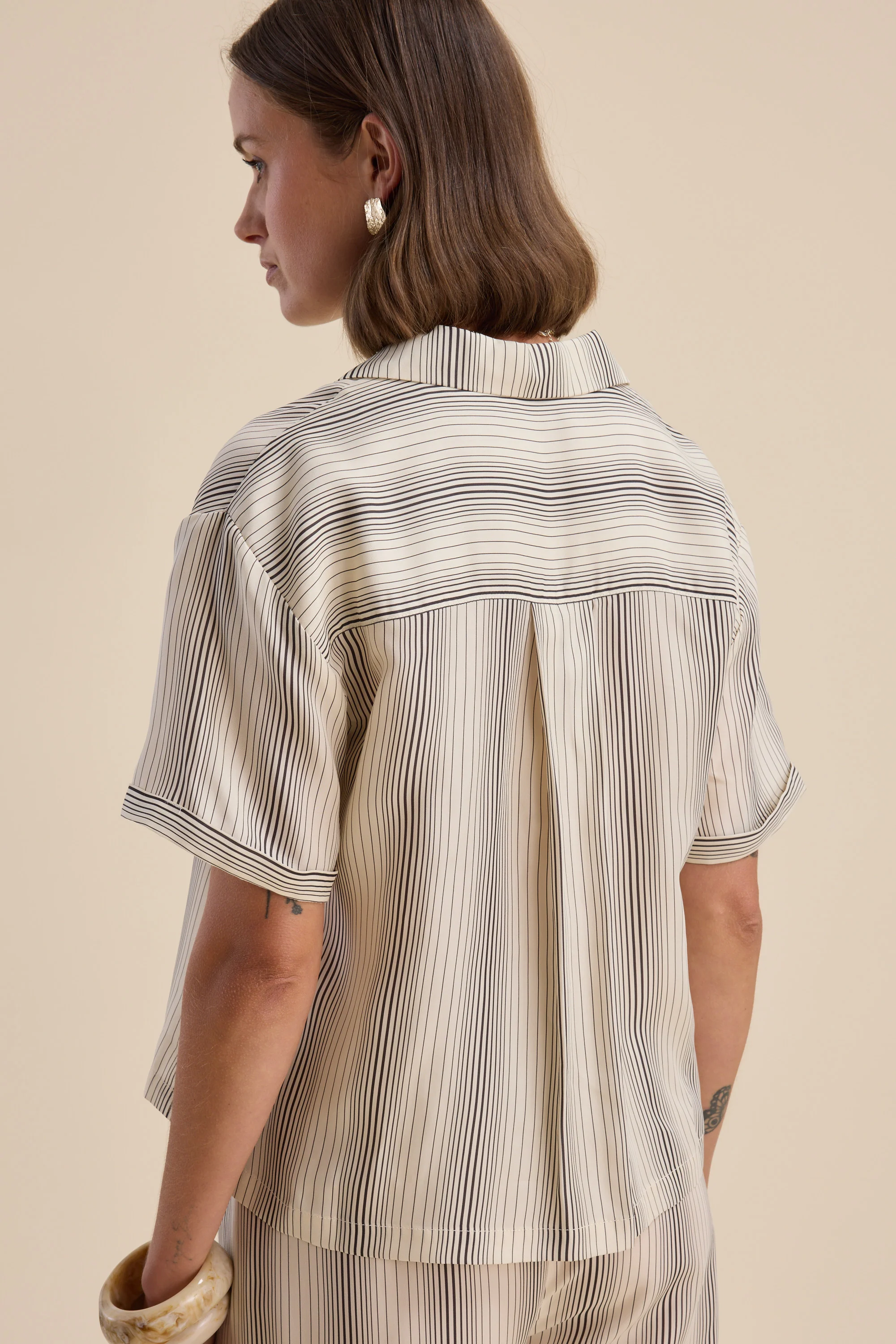 Stella Short Sleeve Shirt - Image 5