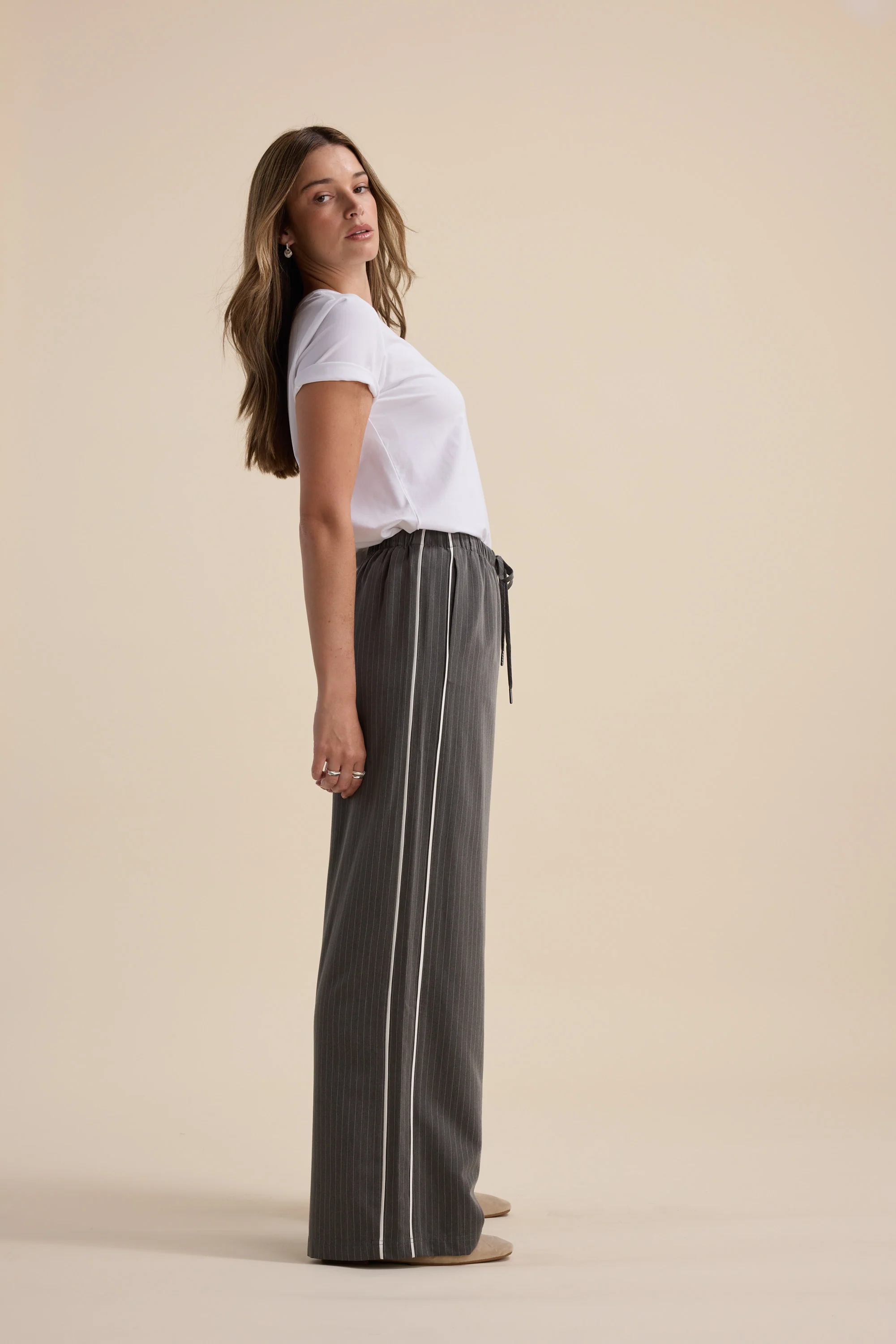 The Elevated Jogger - Image 3