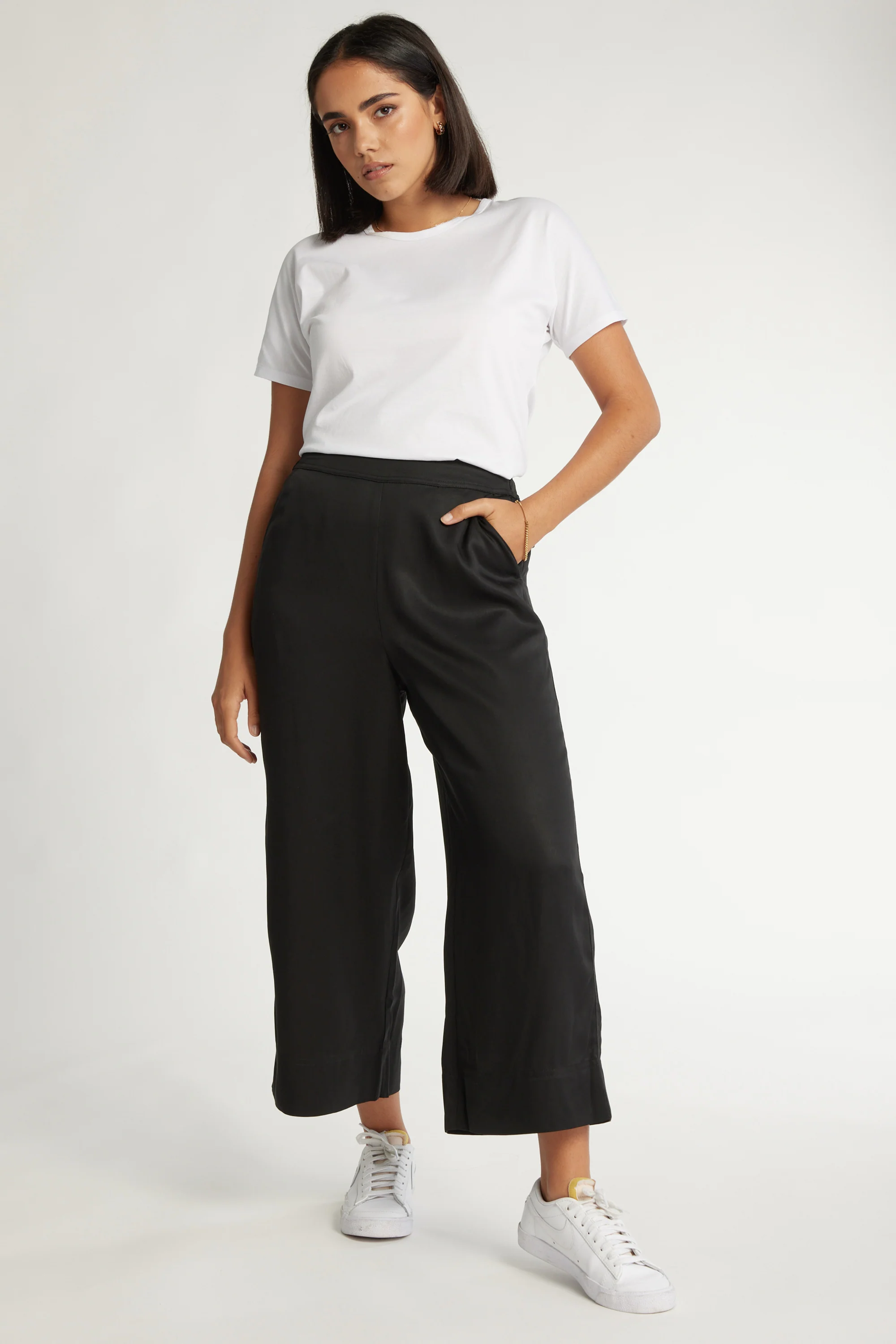 The Wide Leg Crop Pants